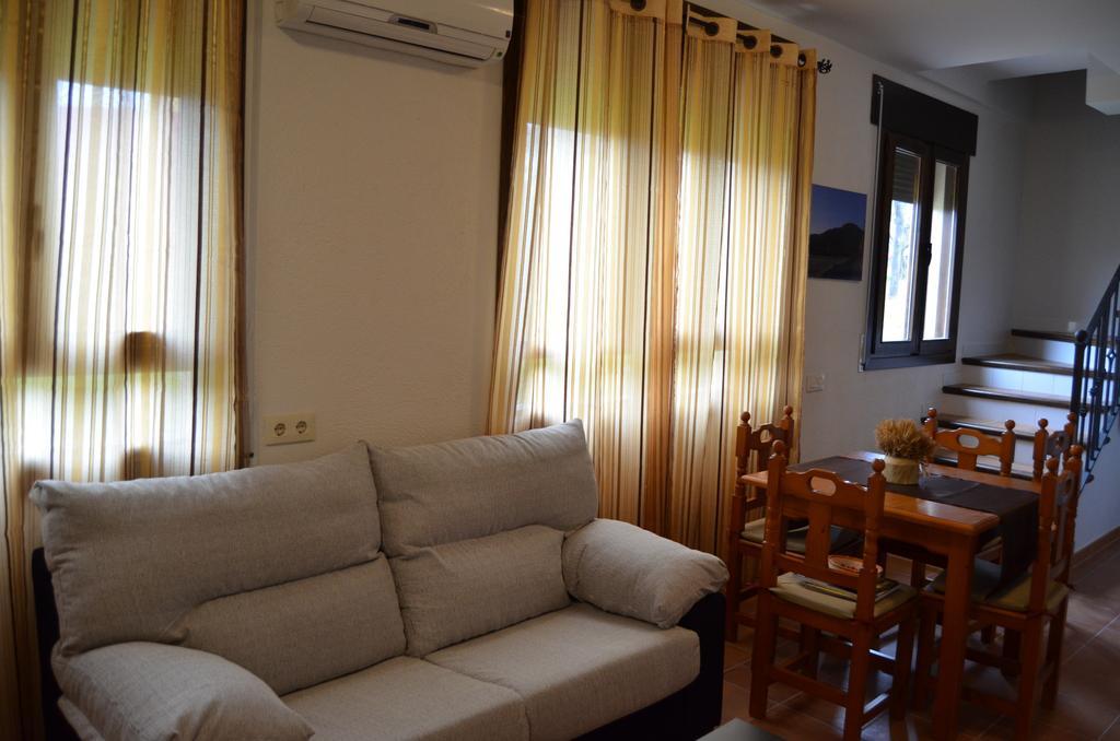 Apartamentos La Eliza Lanzahita Oda fotoğraf
